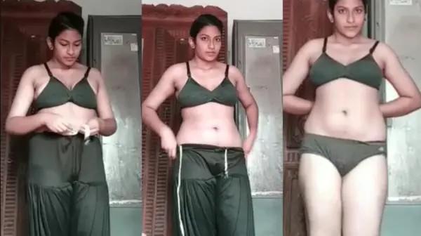 Beautiful Mallu Gf Showing For Lover
